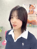 ヘルツ(Hz) 切りっぱなしボブ