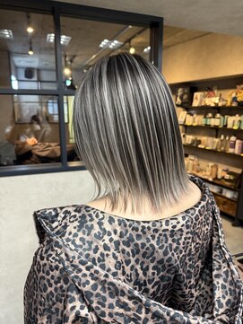 サニー 渋谷(SUNNY) バレイヤージュ、ハイライト、レイヤーロング、グレーベージュ