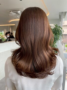 ビビバイベル(BiVi by BHEL) 桑名ロングレイヤーカットハッシュカット透明感カラー重めロング