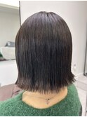 肩ラインぱつっとボブ