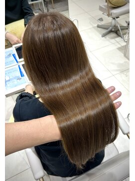 アフロート トウキョウ(AFLOAT TOKYO) 【髪質改善】で艶髪に。【酸性ストレート】【縮毛矯正】【美髪】