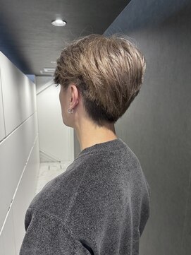 ヘアーアート リオン バイニューヨークニューヨーク(hair art Le Riow byNYNY) ミルクティーベージュ/毛流れフェザー