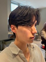 ノラギンザユー(NORA GINZA/U) 刈り上げなしセンターパートダウンパーマビジネスマンヘア黒髪
