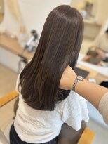 シー(she.) ツヤ髪グレージュカラー