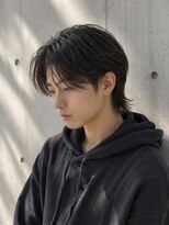 オグジュアリー 表参道(aux.)&nbsp;色気のある長めセンターパート×毛流れパーマ