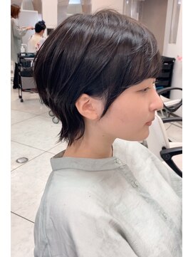 にしはら 美容室 【倉地雄介】耳かけがかわいい！ミニウルフ