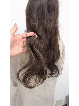 プラーグ ヘアー(Prague Hair) マロンベージュ