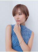 20代30代大人可愛い斜めバング小顔ショートボブシルキーベージュ