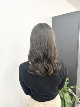 ルヴェルヘアー(Revel hair) オリーブベージュ