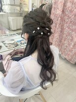 ヘアメイク シンティア(Hair make Cintia.) 編み込みハーフアップ
