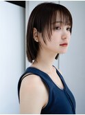 愛されショートぱっつん前髪シンプルストレート鎖骨ボブ大人女子