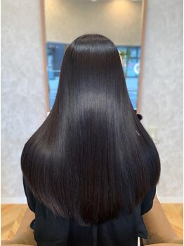 エルガ バイ コバルト(LGA by cobalt)の写真/圧倒的なツヤ感とサラっとした質感◎りんご幹細胞を使った髪質改善トリートメントで美髪へ導く。