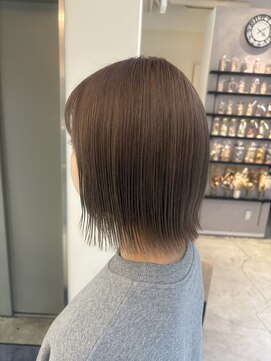 アヴァンスアンス 広島袋町店(AVANCE.ens) ベージュカラー