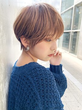 ワン バイ ジ エクト(One by The Ect) 【似合わせ】小顔/フェザーショート/アプリコットオレンジ