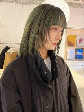 ルーム(Loom.) デザインカラーコントラストハイライト切りっぱなしボブ