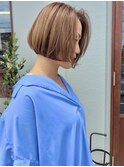 丸みボブ×ハイライトカラー