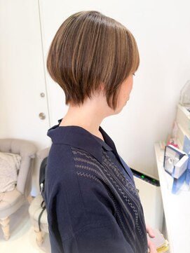 バブ バイネオリーブ(Bab by neolive) ショートボブ/似合わせカット/ホワイトグレージュ/ハイライト