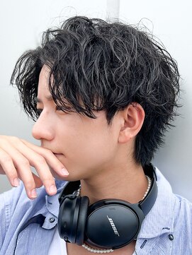 エルマーク 渋谷(L-MARK) センターパート波巻きパーマスパイラルパーマツイストスパイラル