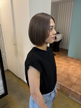 サイン ハニー(Sign honey) グレージュ　Wカラー