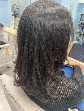 アンフィ 神奈川新町(Anphi) 毛先に軽やかな動き☆スタイリング簡単デジタルパーマ