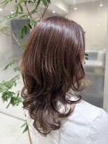 アンベリールフルー(EMBELLIR fleur)&nbsp;★クビレクラゲヘアー小顔ピンクベージュへア