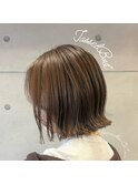 切りっぱなしボブ×オリーブベージュ