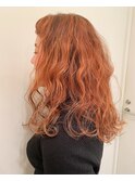 くせ毛をいかしてハイライト　アプリコットカラー