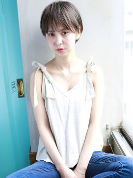 バース(BIRTH) 天神【BIRTH】スリークボブ×ことりベージュ