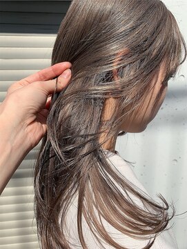 エース (ACE) ACE グレーベージュ×ロングボブ