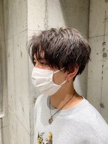 ライラ(Lyla)&nbsp;guesthair ダークグレージュ前下がりツーブロックセンターパート