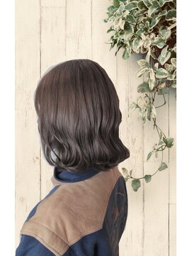 ヘアーサロン ベルカ(hair salon BELLKA) ミルクティーブラウン×外ハネゆるふわウェーブ