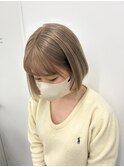 white blonde/mini bob