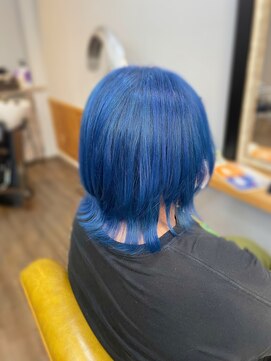 トルチェ(toRtue) 青髪ウルフ ブルーカラー