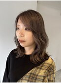 グレージュミディアム