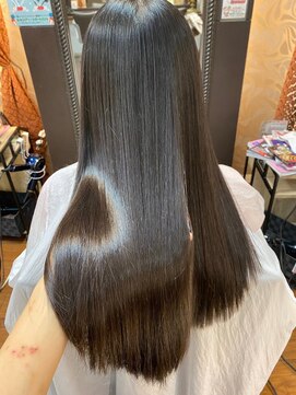 ナナナ パレナ 大津膳所店(nanana parena) くせ毛に悩む女性の救世主♪毎朝のスタイリングが楽チン縮毛矯正