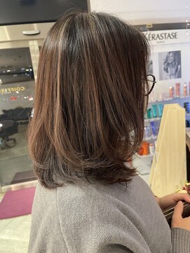 コワファースト 大分(COIFF1RST) なじみやすいハイライトカラー!ミディアムstyle