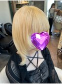 抜きっぱなしブロンド×レイヤーカット