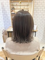 ノエル(noele)&nbsp;オリーブベージュ【シアーカラー】