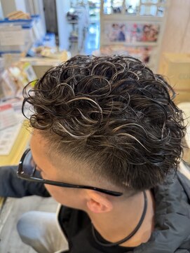 ハグエヴェック(HUG AVEC) 極道パーマ