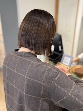 ネオリーブ クーロ(Neolive curro) 小顔タッセルボブ×似合わせカット[ボブ/縮毛矯正/横浜韓国]