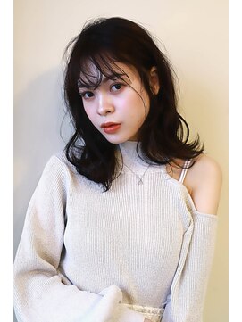 土曜日のクジラ 黒崎店 シースルーバング×ゆるミディ