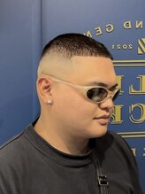 ミリオンバックス 上野(Million Bucks) スキンフェード　イージーパーマ