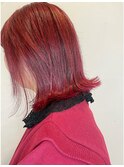 深みと輝きを両立！大人のためのベリーレッドボブ
