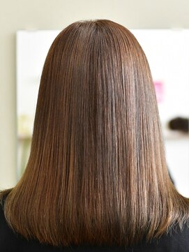 ヘアカラー専門店カラープラス札幌藤野店 全体染め