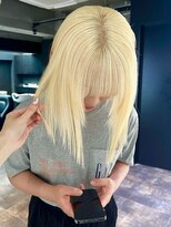ノエ シンサイバシ(Noe Shinsaibashi) 【LIRA】ホワイトブロンド ハイトーン ダブルカラー ブリーチ