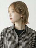 キビト(kibito)&nbsp;新宿ブリーチボブ外ハネボブミルクティーブロンド20代30代40代
