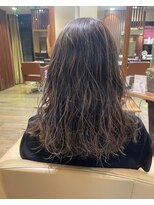バグスドゥア(Bagus dua)&nbsp;既存ブリーチを生かしたハイライト10.7デザインカラー