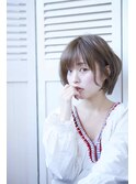 似合わせカットでふんわりエアリーショート　耳かけで愛されヘア