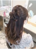 ねじりハーフアップ