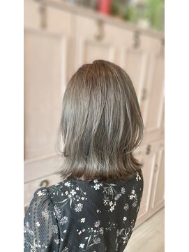 レシェル 松阪(RECIEL) 【RECILE松阪】透明感カラー×クビレボブ